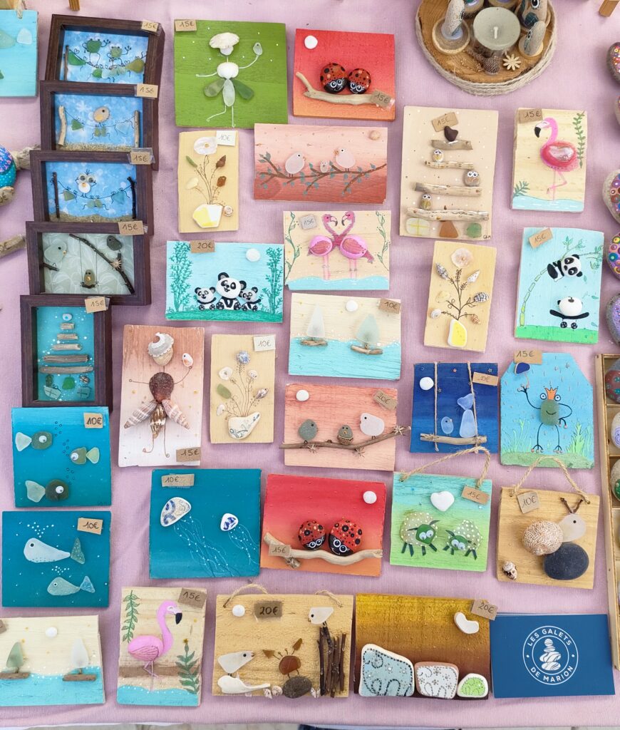 marché créateurs les galets de Marion 2 objets artisanaux peints à la main création personnalisables