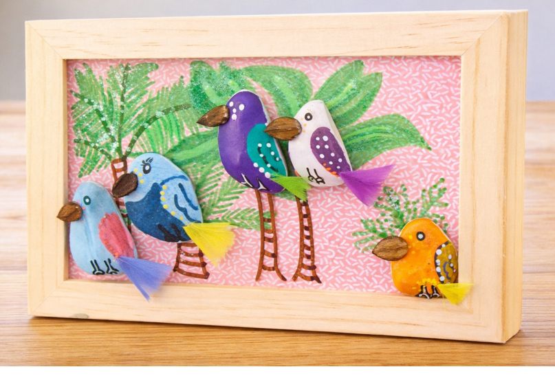 cadre création peinture sur galets version Emilie ambiance tropiques